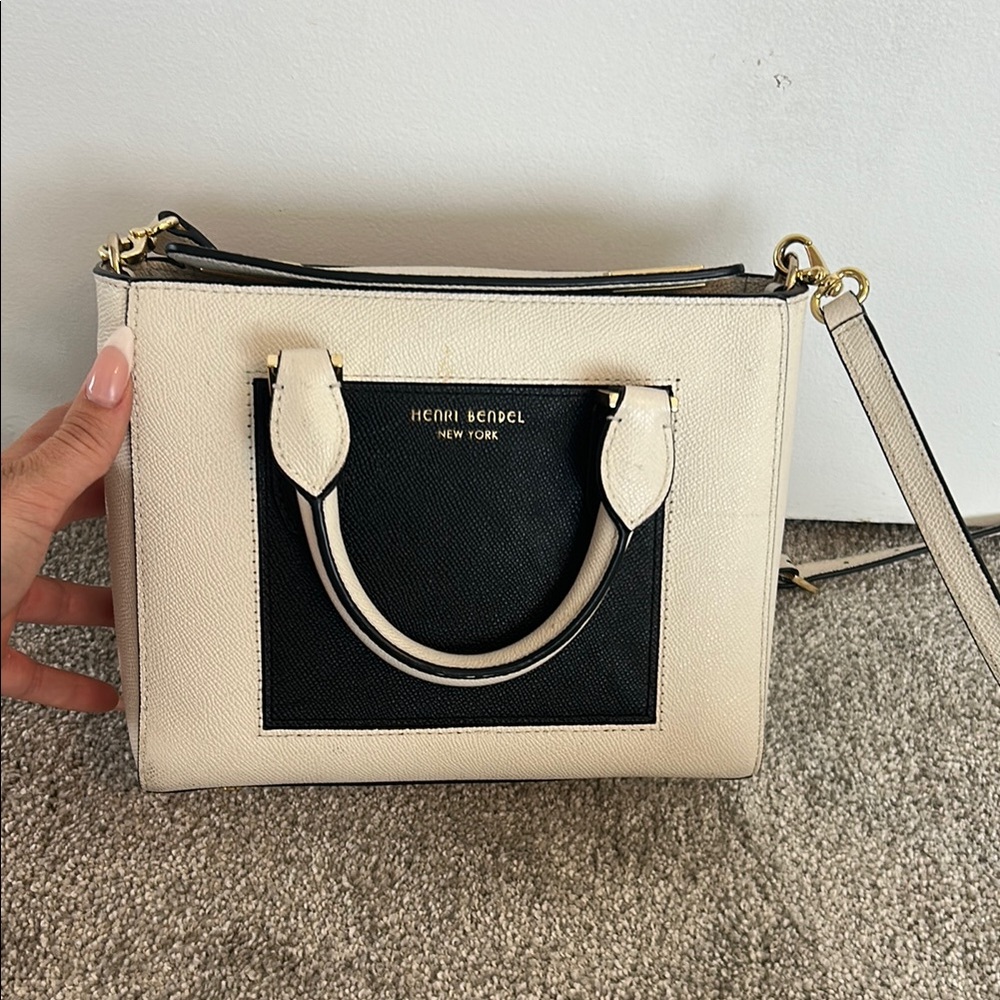 Henri Bendel Black and Cream Women's Bag